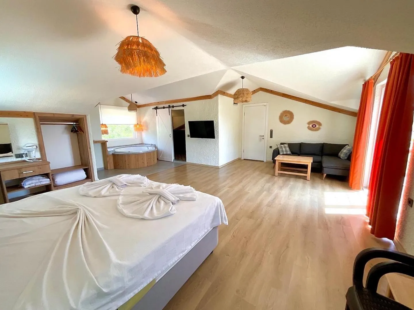 Guenes Boutique Hotel - Oludeniz Fethiye