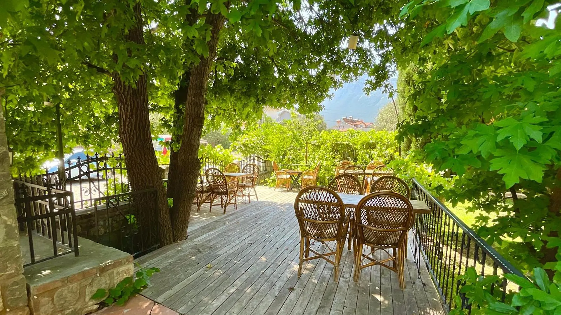 Guenes Boutique Hotel - Oludeniz Fethiye 3*,