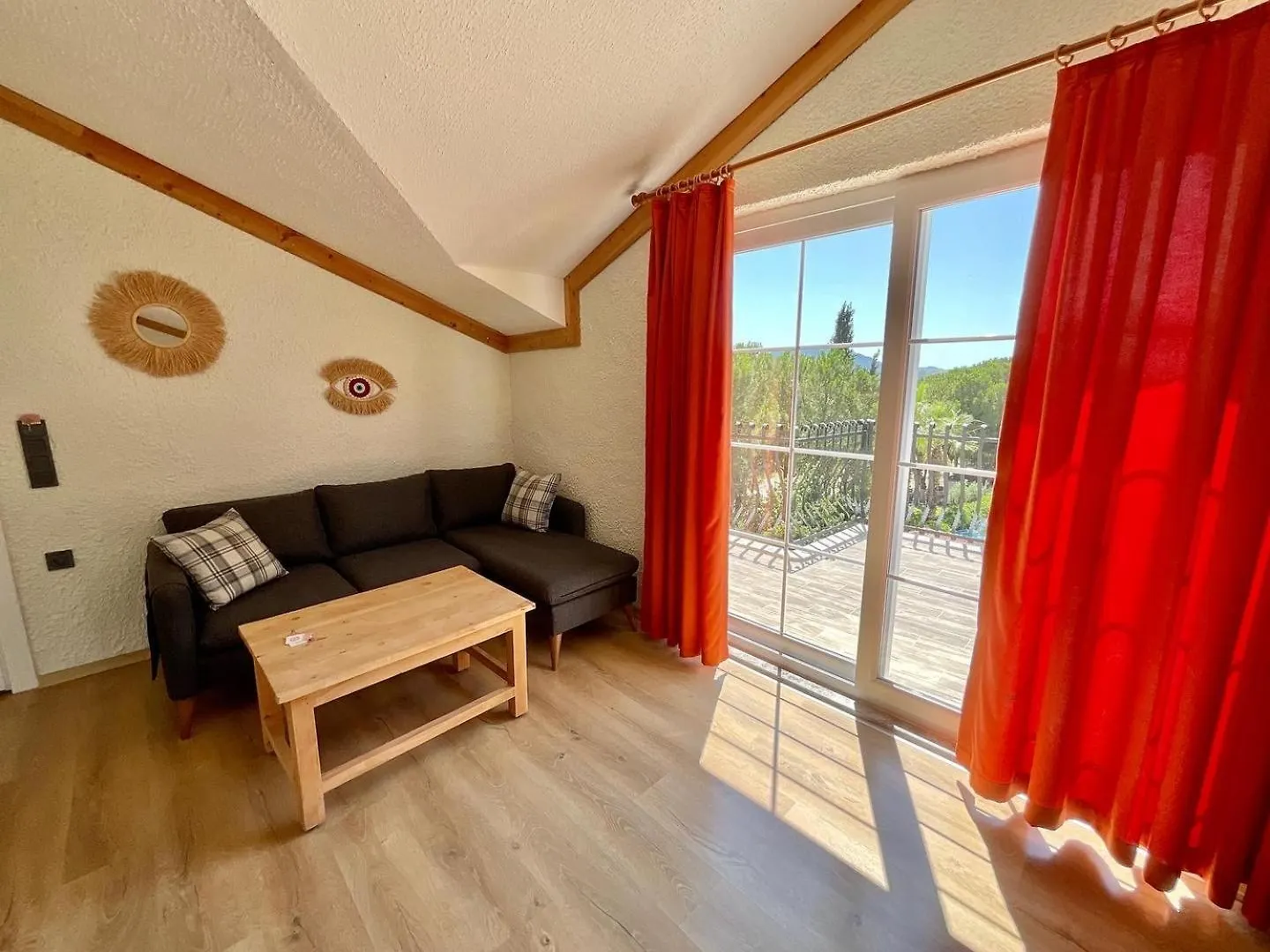 Guenes Boutique Hotel - Oludeniz Fethiye 3*,