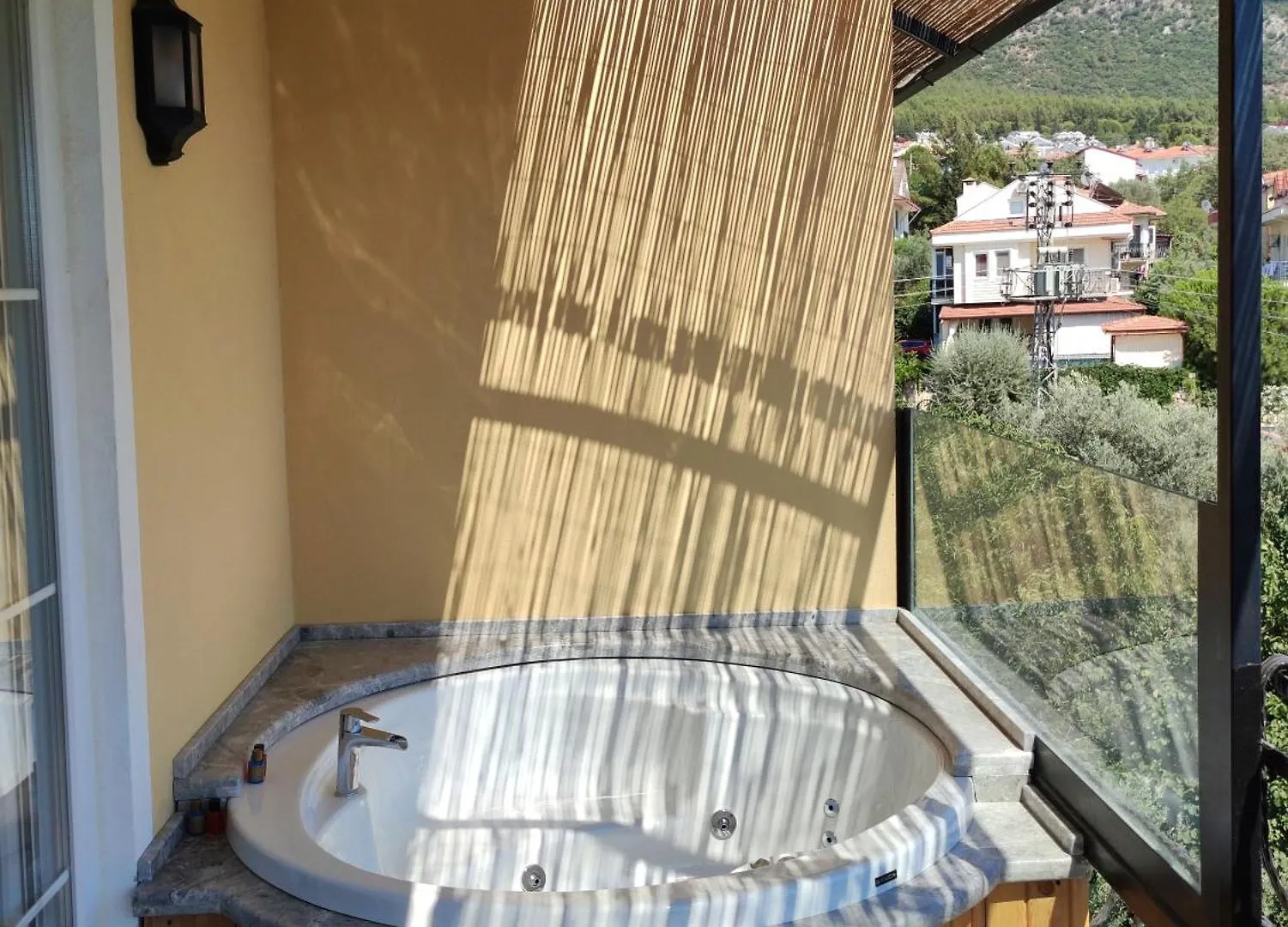 Guenes Boutique Hotel - Oludeniz Fethiye 3*,