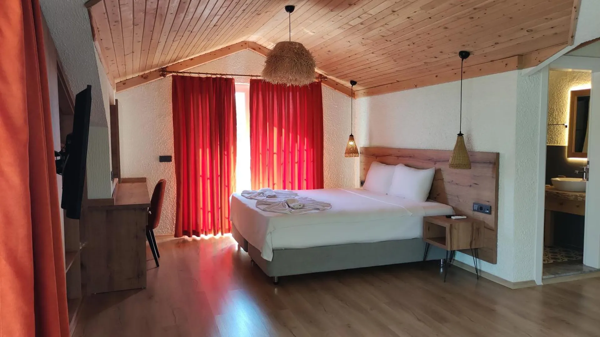 Guenes Boutique Hotel - Oludeniz Fethiye