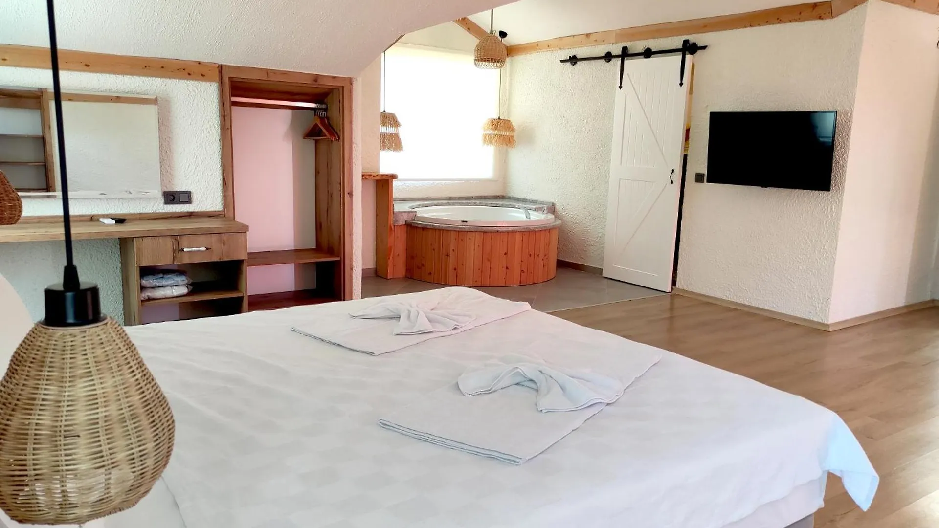 Guenes Boutique Hotel - Oludeniz Fethiye Turkey