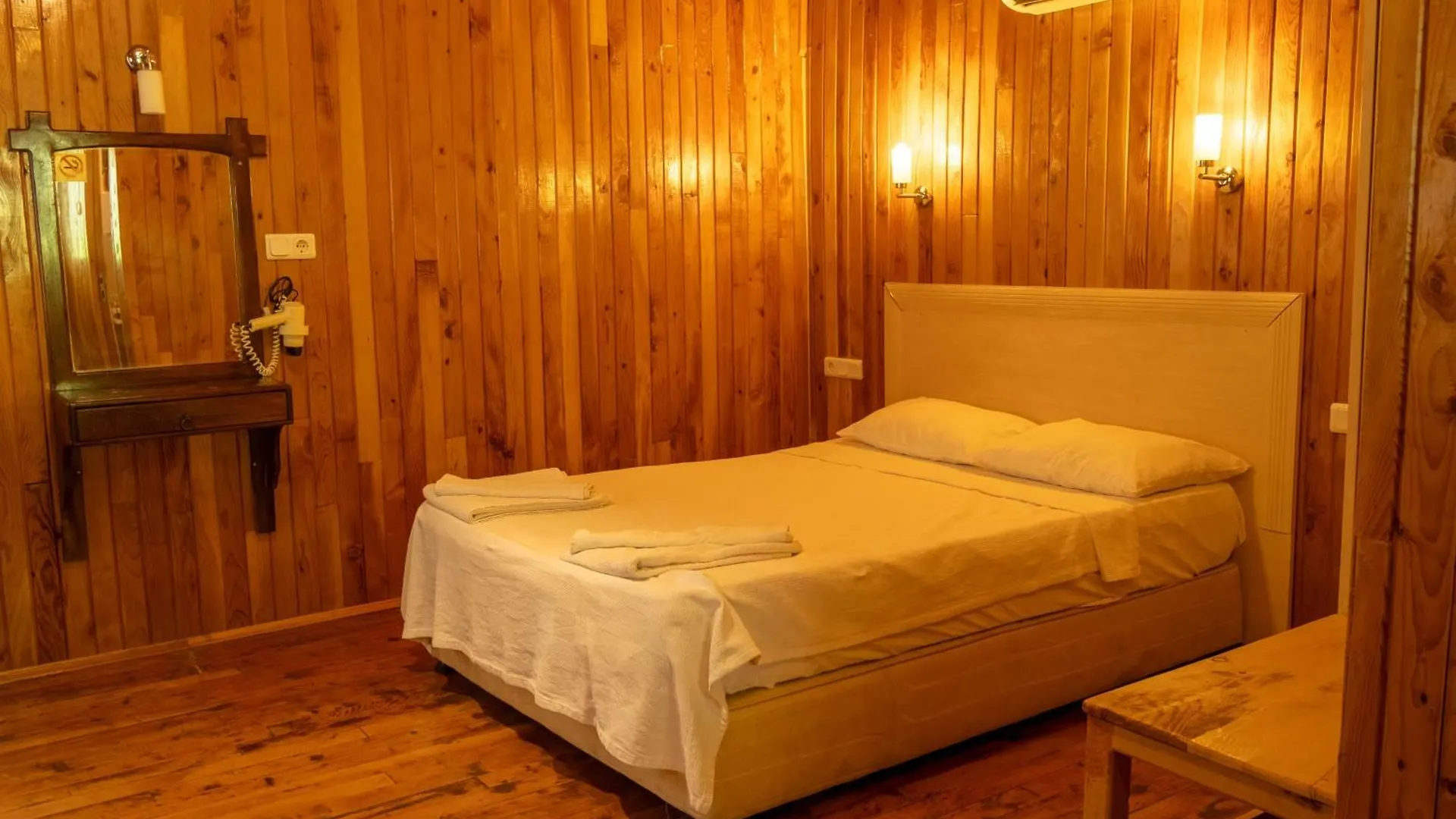 Guenes Boutique Hotel - Oludeniz Fethiye